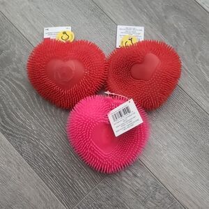 💥5/$25 SALE | BUNDLE TO SAVE | (3) light up puffer heart Valentine's Day